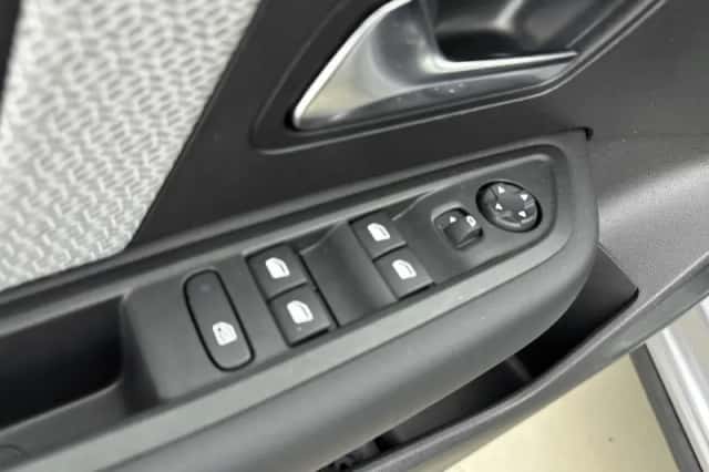Citroën ë-C4 (2024) thumbnail 16