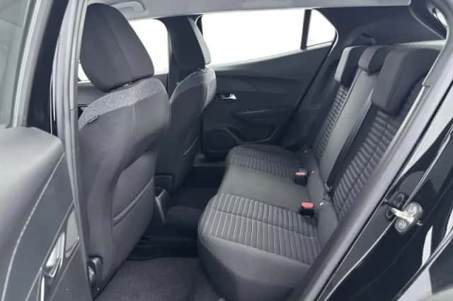 Peugeot 2008 (2021) thumbnail 13