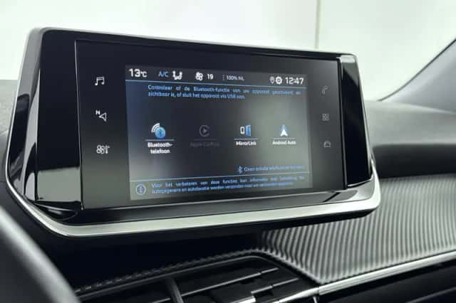 Peugeot 2008 (2021) thumbnail 20