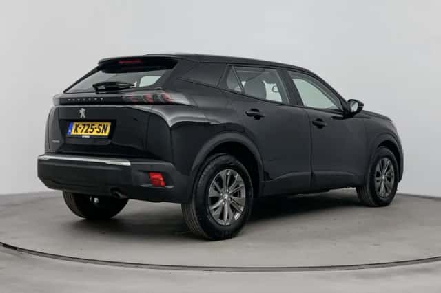 Peugeot 2008 (2021) thumbnail 5