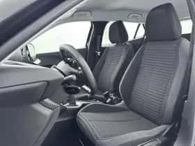 Peugeot 2008 (2021) thumbnail 9