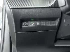 Peugeot e-2008 (2020) thumbnail 30