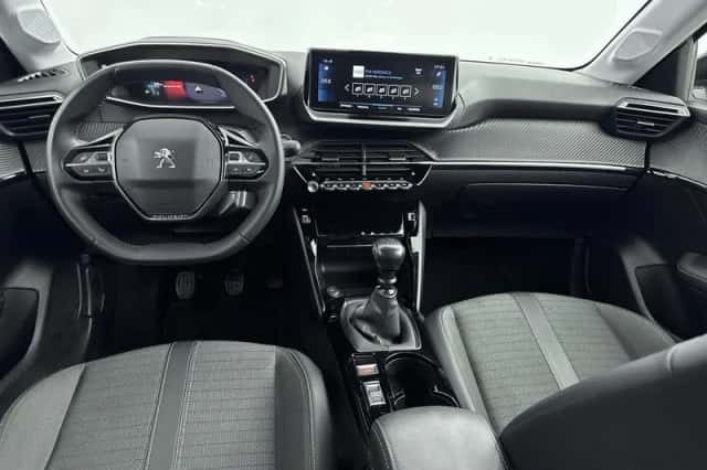 Peugeot 208 (2023) thumbnail 11