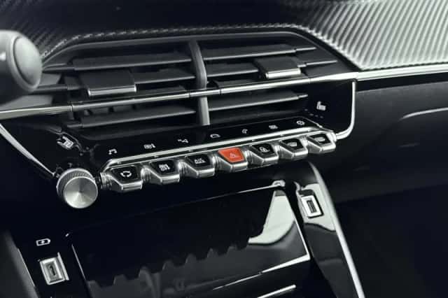 Peugeot 208 (2023) thumbnail 23