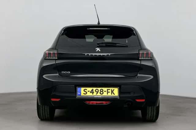 Peugeot 208 (2023) thumbnail 4