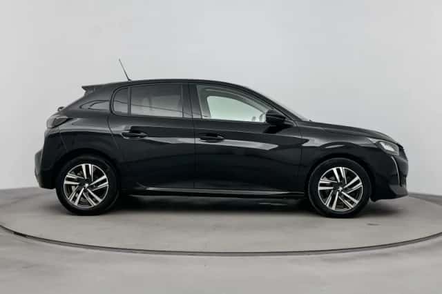 Peugeot 208 (2023) thumbnail 6
