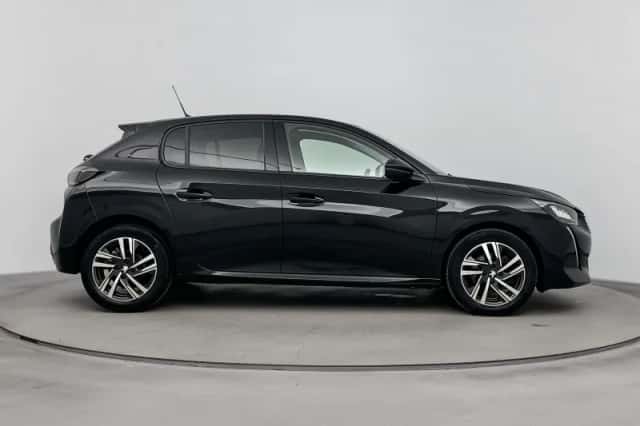 Peugeot 208 (2023) thumbnail 6
