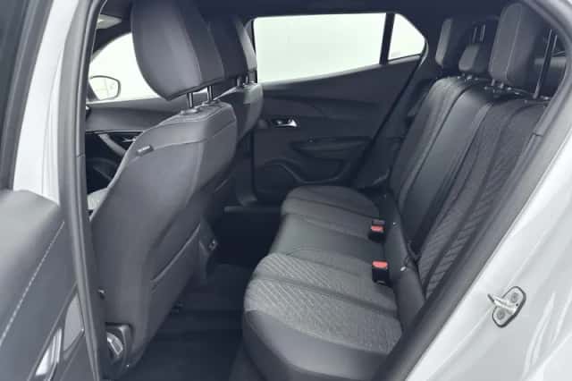 Peugeot 2008 (2025) thumbnail 13