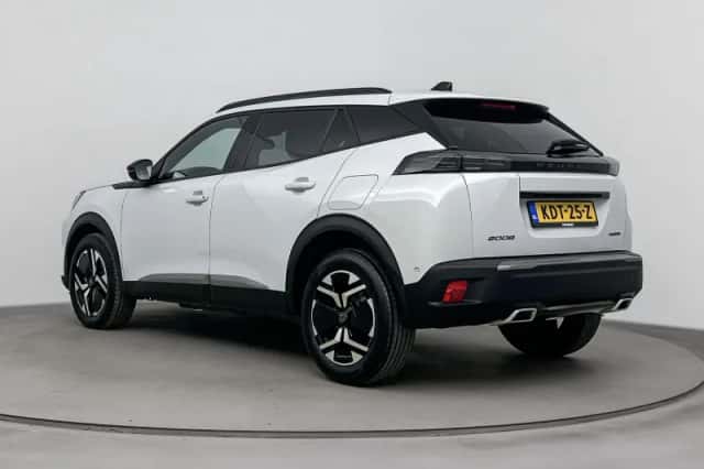 Peugeot 2008 (2025) thumbnail 3