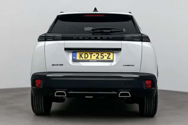 Peugeot 2008 (2025) thumbnail 4