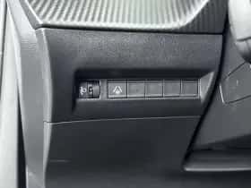 Peugeot 2008 (2025) thumbnail 32