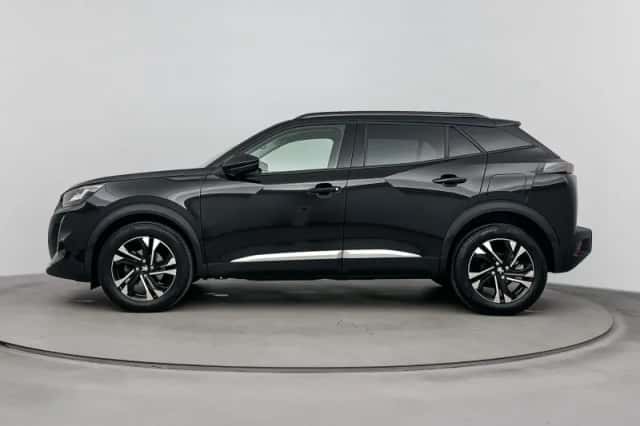 Peugeot 2008 (2021) thumbnail 2