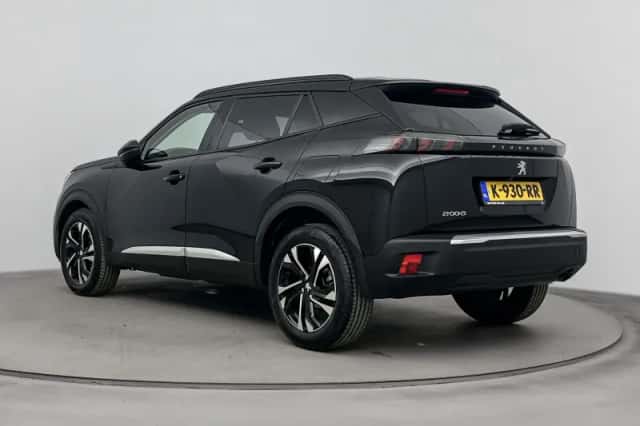 Peugeot 2008 (2021) thumbnail 3