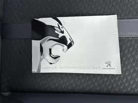 Peugeot 2008 (2021) thumbnail 26