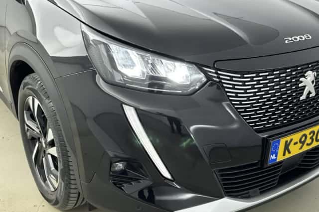 Peugeot 2008 (2021) thumbnail 30