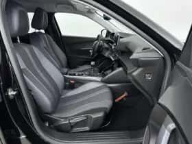 Peugeot 2008 (2021) thumbnail 32