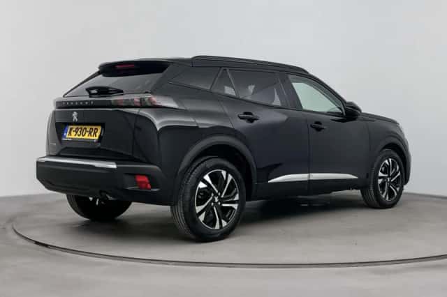 Peugeot 2008 (2021) thumbnail 5