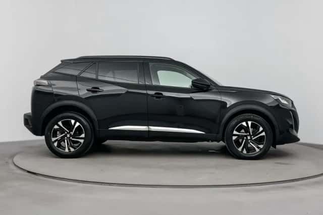 Peugeot 2008 (2021) thumbnail 6