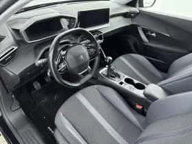 Peugeot 2008 (2021) thumbnail 10