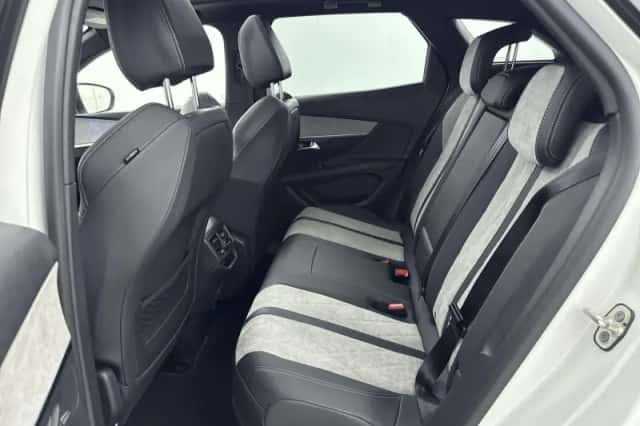 Peugeot 3008 (2020) thumbnail 13