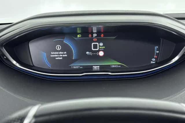 Peugeot 3008 (2020) thumbnail 18