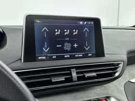 Peugeot 3008 (2020) thumbnail 24