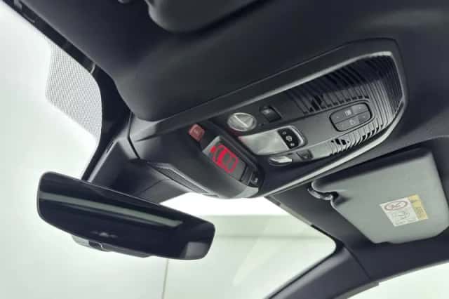 Peugeot 3008 (2020) thumbnail 27
