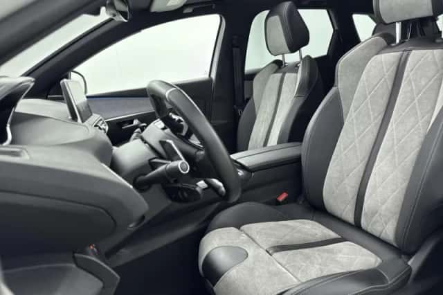 Peugeot 3008 (2020) thumbnail 9