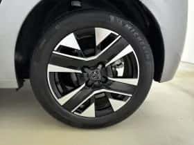 Peugeot 208 (2024) thumbnail 11