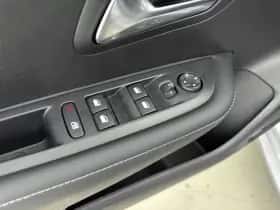 Peugeot 208 (2024) thumbnail 14