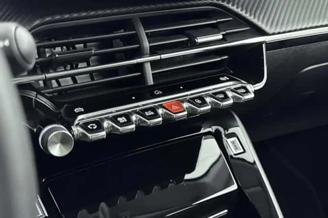 Peugeot 208 (2024) thumbnail 22