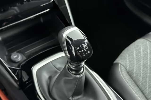 Peugeot 208 (2024) thumbnail 23