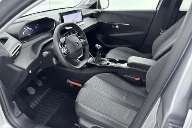 Peugeot 208 (2024) thumbnail 26