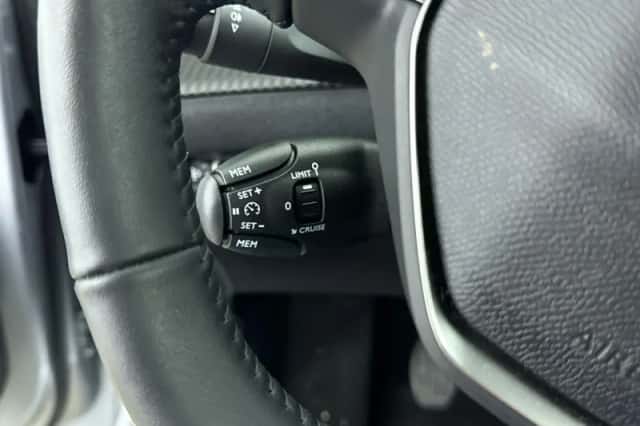 Peugeot 208 (2024) thumbnail 28