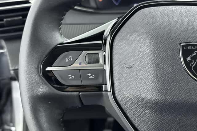 Peugeot 208 (2024) thumbnail 32