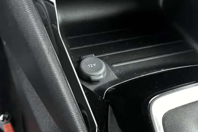 Peugeot 208 (2024) thumbnail 34