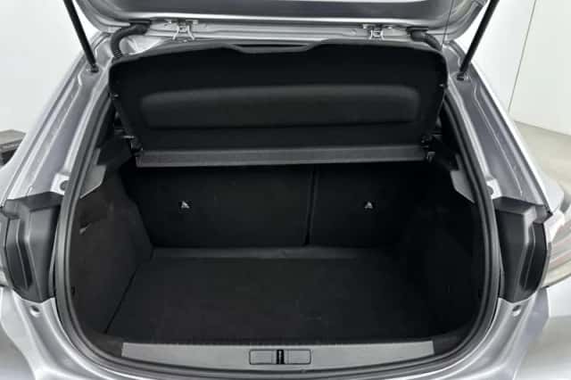 Peugeot 208 (2024) thumbnail 38