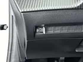 Peugeot 208 (2024) thumbnail 39