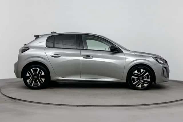 Peugeot 208 (2024) thumbnail 6