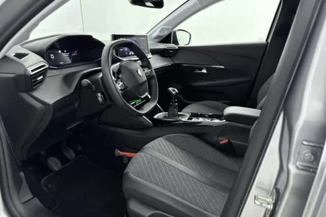 Peugeot 208 (2024) thumbnail 10