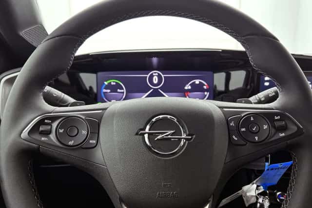 Opel Mokka (2024) thumbnail 13