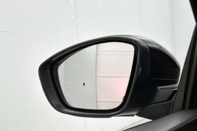 Opel Mokka (2024) thumbnail 29