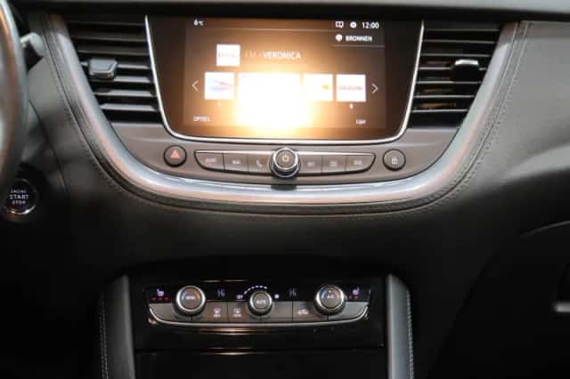 Opel Grandland X (2019) thumbnail 14