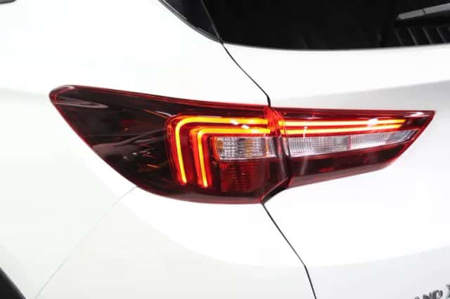 Opel Grandland X (2019) thumbnail 22