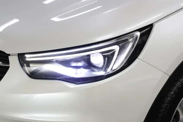 Opel Grandland X (2019) thumbnail 24