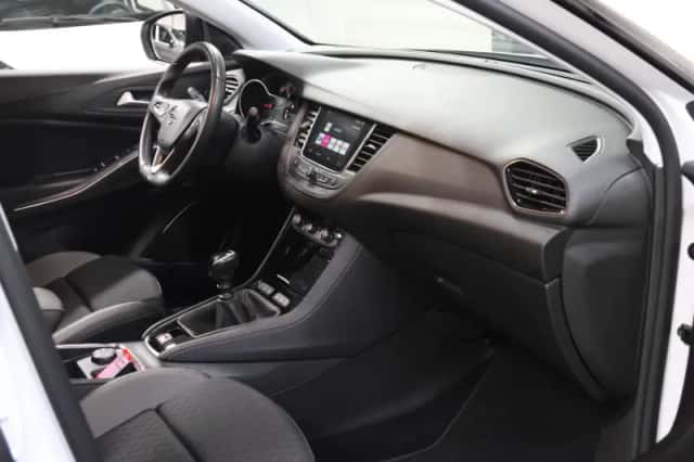 Opel Grandland X (2019) thumbnail 8