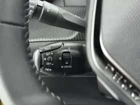 Peugeot e-208 (2022) thumbnail 18
