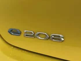 Peugeot e-208 (2022) thumbnail 26
