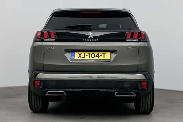 Peugeot 3008 (2019) thumbnail 4