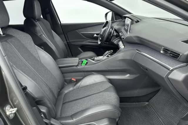 Peugeot 3008 (2019) thumbnail 34